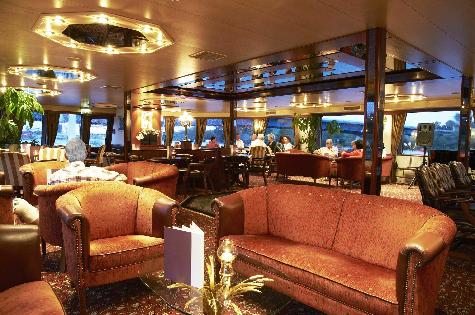 Knm Ms Switzerland I - Dusseldorf Hotel Екстериор снимка